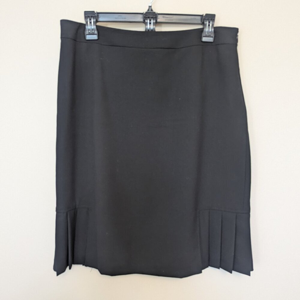 Tahari Arthur S. Levine black mini skirt decorative pleats 10 EUC dark academia